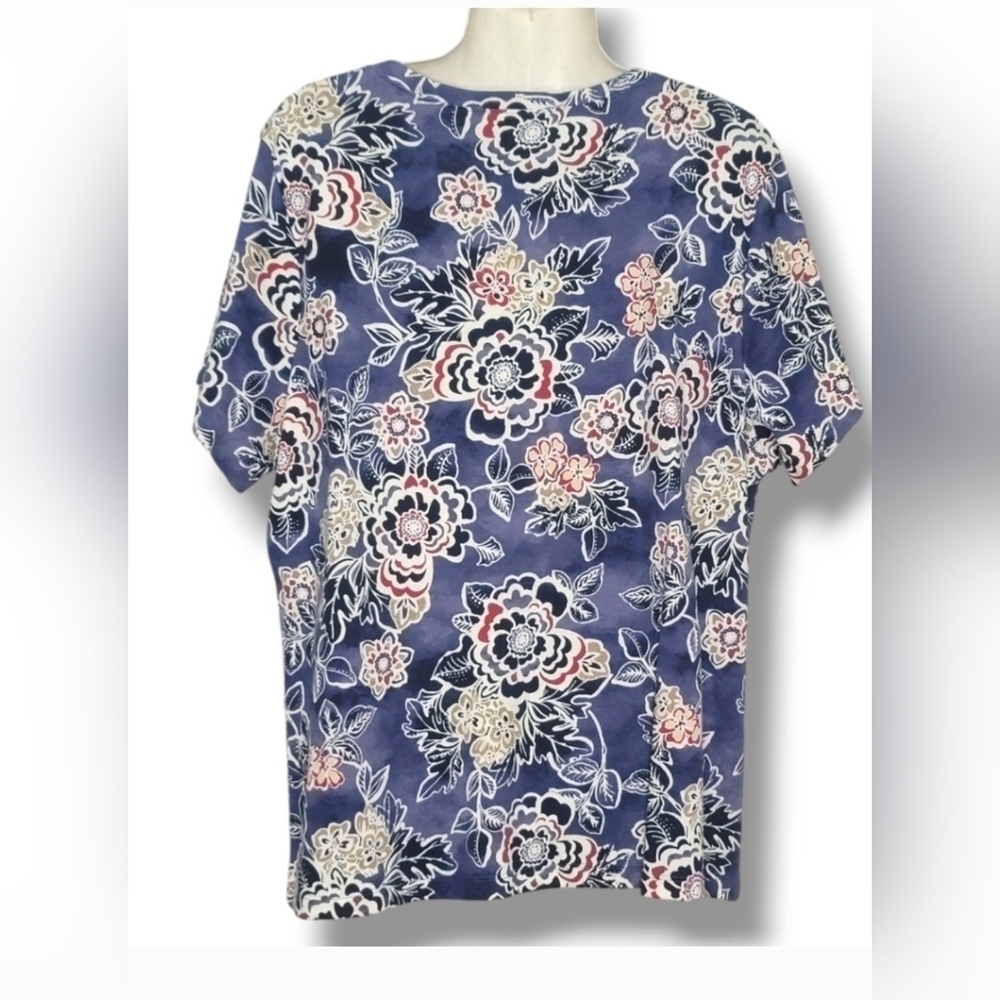 KAREN SCOTT -1X Floral V-Neck Women’s Top - Blue and White - Picture 2 of 4